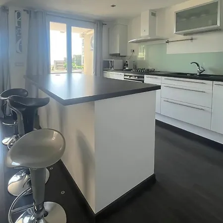公寓 Close Sea - Terrace With Sea View Ac And Parking - Benakey *